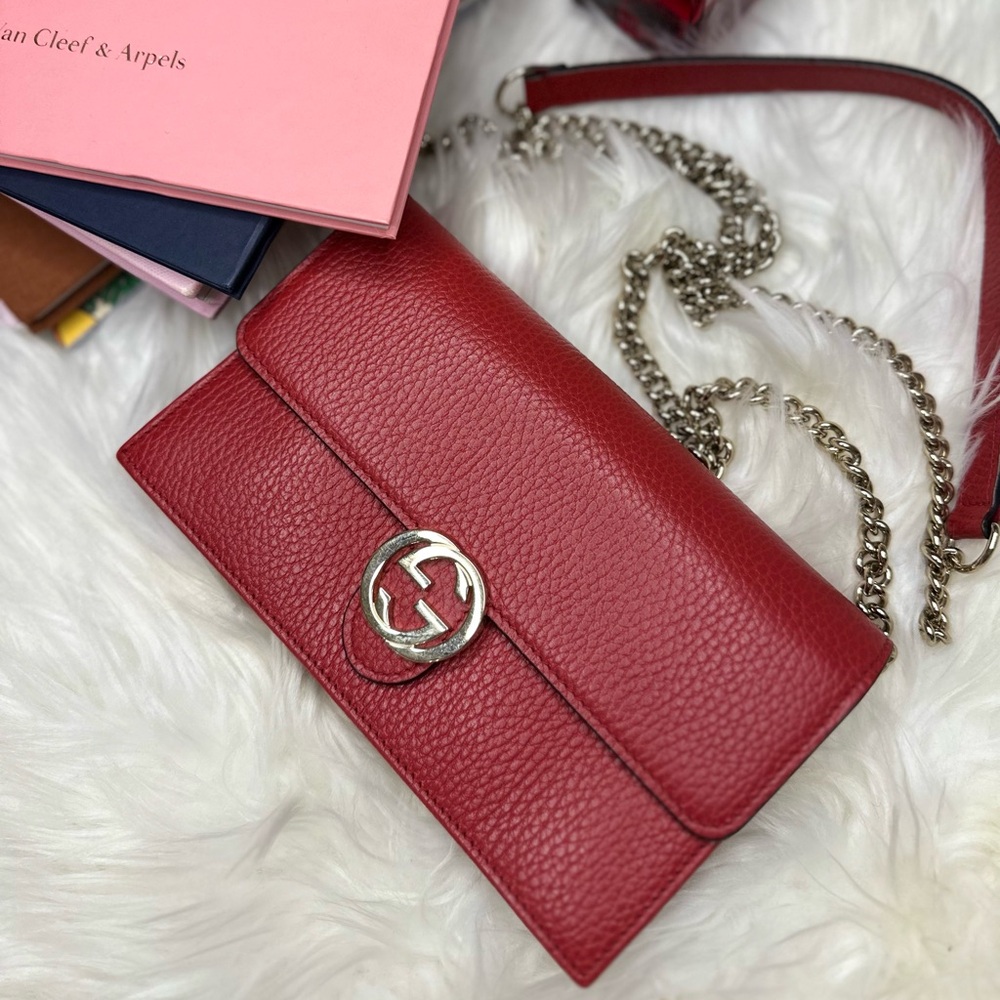 Gucci Interlocking G Dollar Wallet on Chain